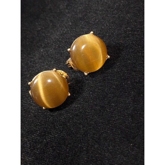 Monet Brown Cats Eye Glass Cabochon Round Stud Clip On Earrings - Picture 5 of 9